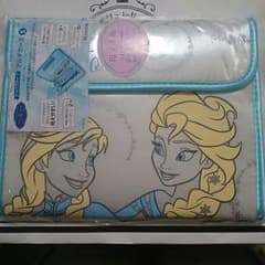 アナと雪の女王 マルチケース ジャバラタイプ 新品☆のサムネイル