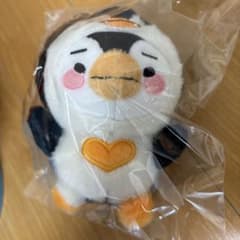 ジュノ2PM Baby ZooPM バッグチャーム 皇帝ペンペン - メルカリ