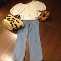green label relaxingのデニムパンツのサムネイル