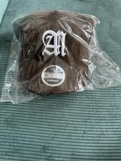 AH MURDERZ × NEW ERA “M” 9FIFTY キャップブラウンのサムネイル