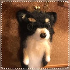 羊毛フェルトのサムネイル