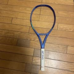 YONEX EZONE 100 テニスラケットのサムネイル