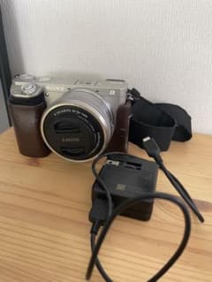 【中古】SONY α6000ミラーレス一眼 、16-50mmレンズのサムネイル