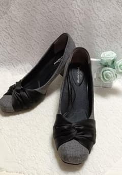 marie claire forum パンプス グレー×ブラック 23.5cmのサムネイル