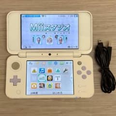 動作品⭐️ New ニンテンドー 2DS LL 本体 ホワイト×ラベンダー - メルカリ