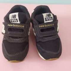 13センチ　13.0センチ　スニーカー　New Balanceのサムネイル