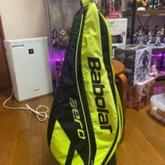 Babolatのテニスリュックのサムネイル