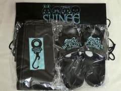 SHINee アップグレード プレミアムシート 特典 - メルカリ
