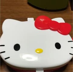 キティちゃんお弁当箱のサムネイル