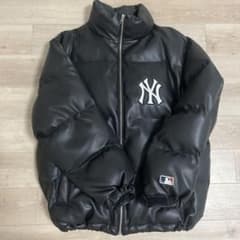 PUBLUX×MLB ヤンキース　レザーダウンジャケット黒のサムネイル