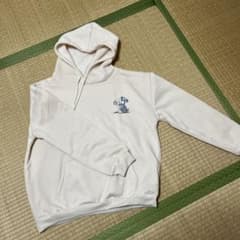 フード付きパーカーのサムネイル