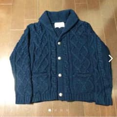美品、上質なニットカーディガンのサムネイル