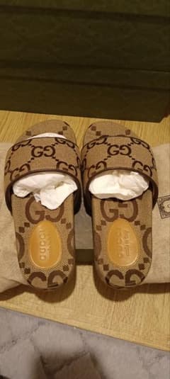 GUCCI GGロゴ スライドサンダル ブラウン UK6のサムネイル