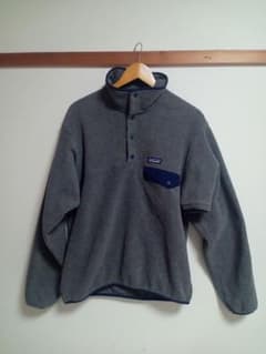 patagonia Synchilla フリース S グレーのサムネイル