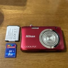 Nikon COOLPIX A100 デジカメ レッド - メルカリ
