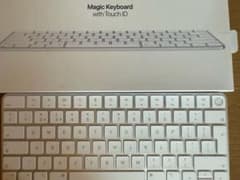 Apple Magic Keyboard with Touch IDのサムネイル