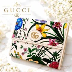 GUCCI グッチ ドキュメントケース 折り財布 花柄 フローラル GGロゴ GUCCI グッチ ドキュメントケース 折り財布 花柄 フローラル GGロゴ