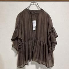 coca 袖フリルシアー ブラウス ブラウン 新品タグ付 Mサイズのサムネイル