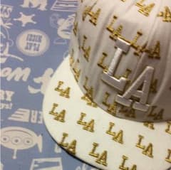 LAのニューエラのサムネイル
