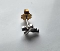 BWL K18 ホワイトゴールド クロスピアス Cross 18K WG BWL K18 ホワイトゴールド クロスピアス Cross 18K WG - メルカリ
