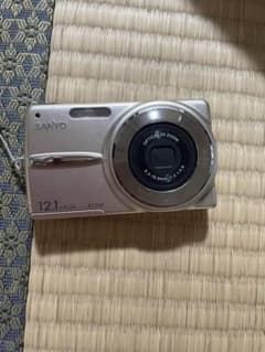 SANYO DSC-X1250 コンデジ 12.1MP 動作未確認 ジャンクのサムネイル