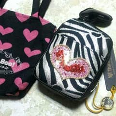 miciboo様専用☆think bee! ゼブラポーチのサムネイル