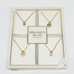 新品未使用✨NINA RICH ニナリッチ 4本セット ゴールド ストーン ロゴ 