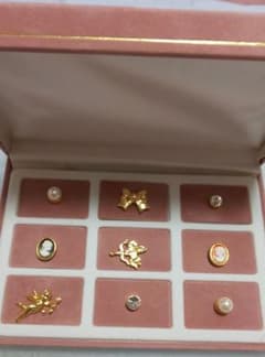 ピンブローチセットのサムネイル