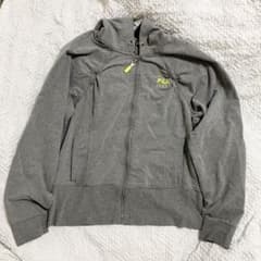 FILA フィラ パーカー 古着 グレー