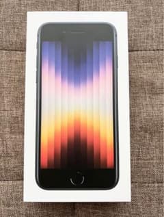 iPhone SE (第3世代) ミッドナイト 64 GB auのサムネイル