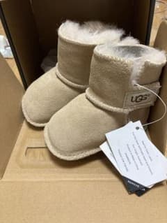 UGGのムートンブーツのサムネイル