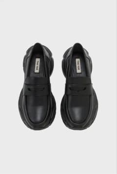 THETOE ブラックレザー厚底ローファー - メルカリ
