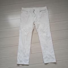 UNIQLO JEANS スキニーフィット ホワイト 34インチのサムネイル