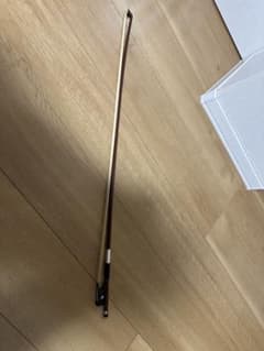鈴木バイオリン 弓 刻印あり 4/4サイズ用 suzuki スズキ ボウ - メルカリ