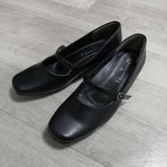 ストラップ付きパンプス 23.5cm 未使用のサムネイル