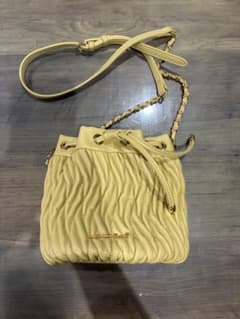 MISCH MASCH ショルダーバッグ 巾着型 黄色のサムネイル