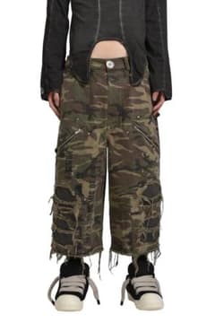 【最安値】skoot grow op camo jorts skoot grow op camo jorts - メルカリ