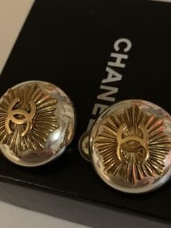 CHANELシャネルイヤリングのサムネイル