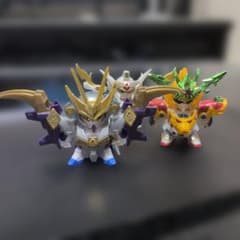 SDガンダム BB戦士 頑駄無流星王+輝龍頑駄無 +1体ジャンク品【組立済】のサムネイル
