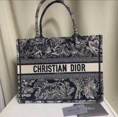 Christian Dior ブックトーク トワル ドゥ ジェイのサムネイル