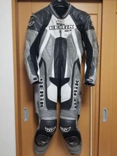 バイク　bike　ベリック　berik　レーシングスーツ　ツナギのサムネイル