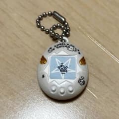 バンダイ　たまごっち　ミニチュアチャームコレクション　てんしのたまごっちのサムネイル