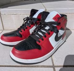 NIKE エアジョーダン1Mid ChicagoBlackToe 29cmのサムネイル