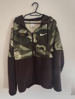 Nike Dri-FIT カモフラージュ パーカー Mのサムネイル