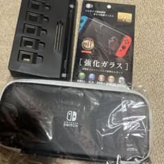 Nintendo Switch キャリングケース 強化ガラスフィルムセットのサムネイル