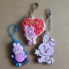 BT21 COOKY Keychain 3-Piece Set (Anonymous Shipping)