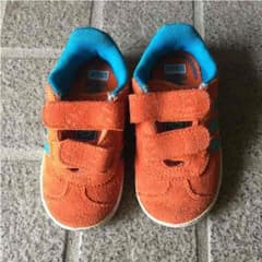 okapさん専用。キッズ アディダス 13センチのサムネイル