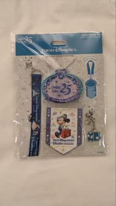 ユ*ロ様 東京ディズニーシー 25周年 ジュビリー バッジセット