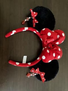 ディズニー　カチューシャ　ミニーのサムネイル