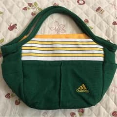 アディダス トートバックのサムネイル